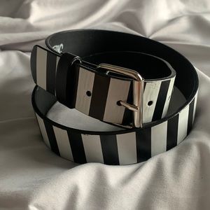 Black and white striped leather belt, size 34